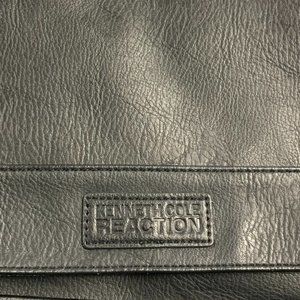 Kenneth Cole Reaction crossbody tablet, messanger, black bag